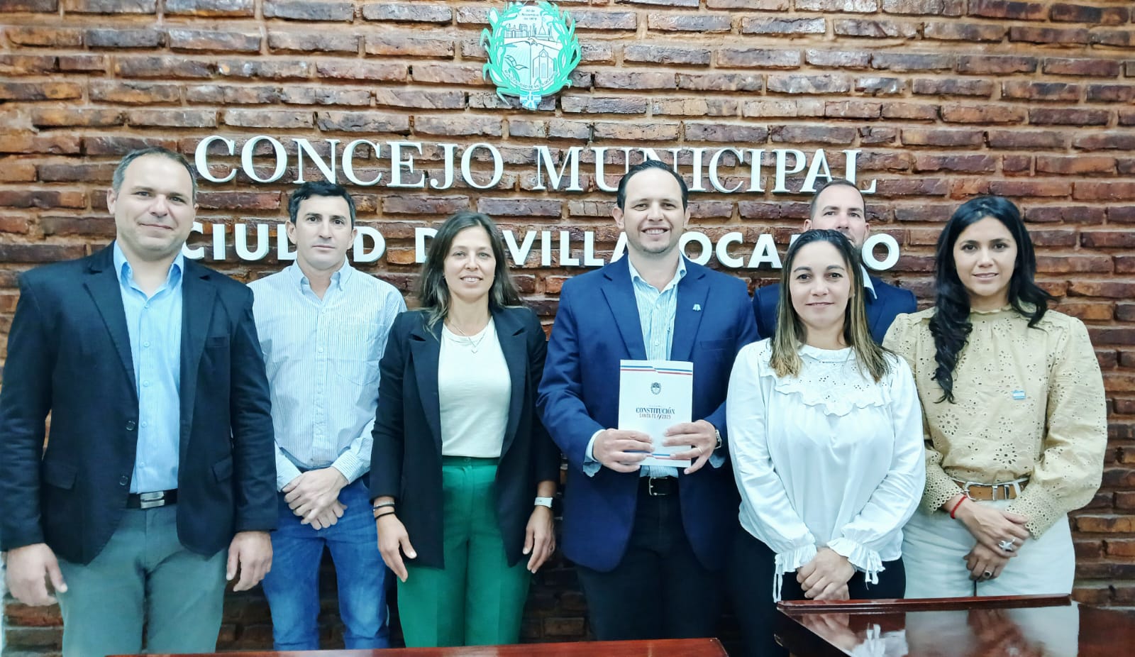 Intendente y miembros del Concejo