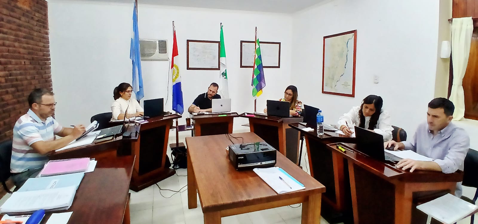 Comisión 04-11 (2)